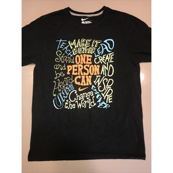 Nike T-Shirt Men's Size L Black Retreat Team Nike 2011 Rare Staff YF11
